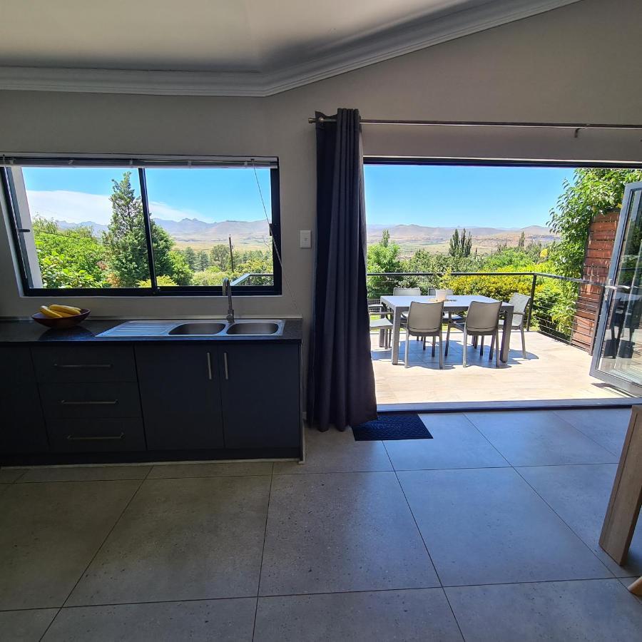 Апартаменты Clarens Escape Экстерьер фото