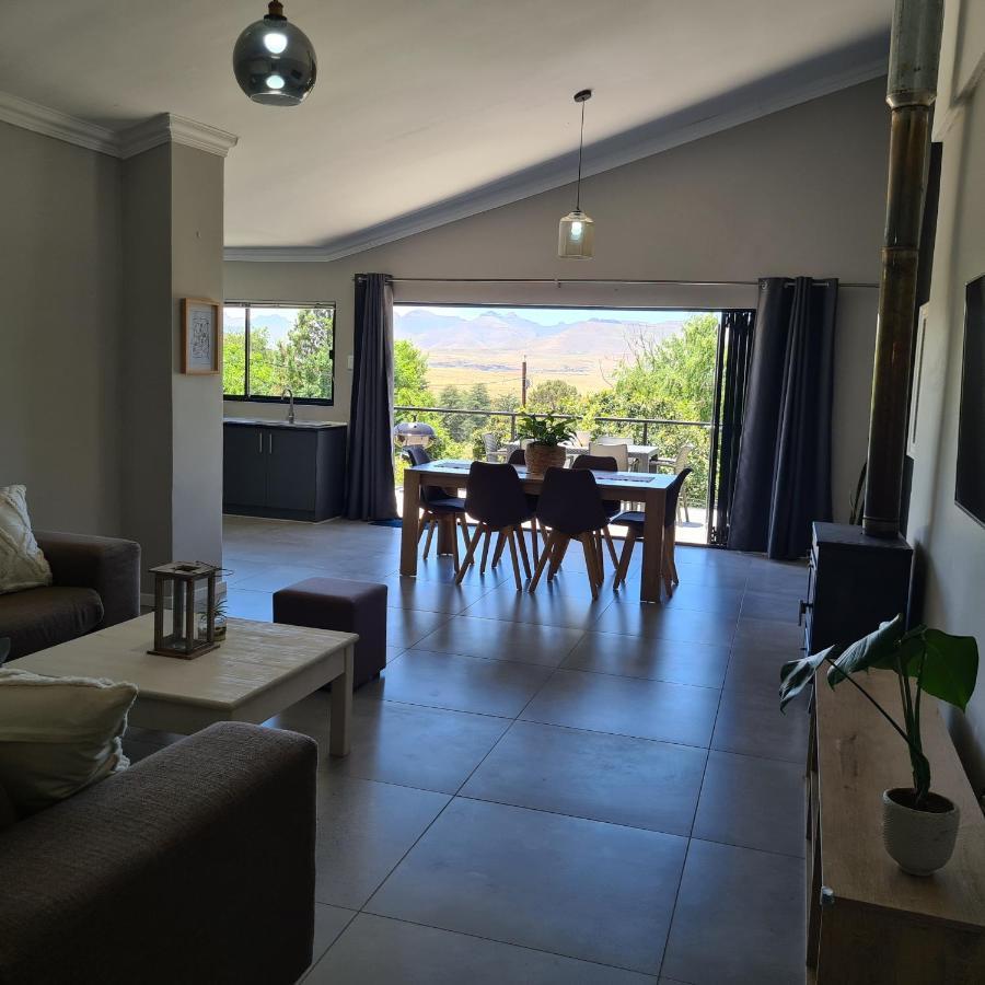 Апартаменты Clarens Escape Экстерьер фото